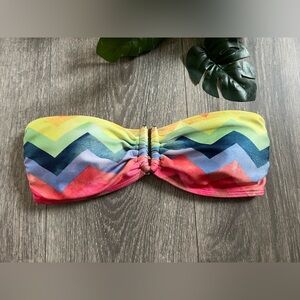 O’Neill colorful rainbow chevron zig zag bandeau U bar bikini top. Size S